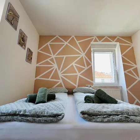 Spacious & Calm In Apartment