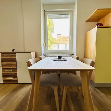 Appartement Spacious & Calm In *